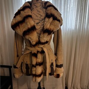 Searle Luxurious Fur Trimmed Coat small/medium